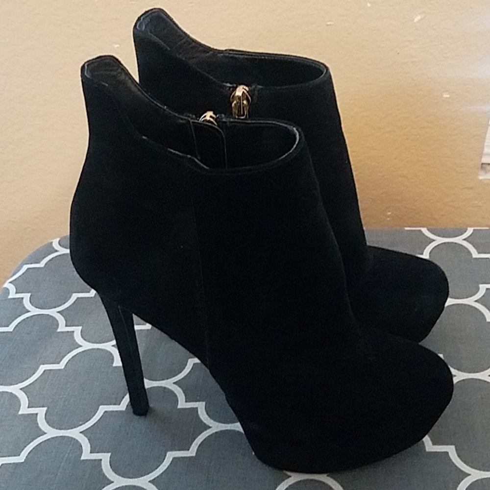Jessica Simpson Black Suede Platform Booties sz 6